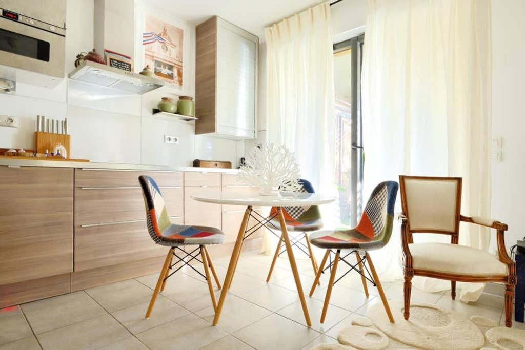 Le Precieux - Superbe Appart Confort Avec Grande Terrasse De 25M2 - Parking Prive Proche Centre Ville D'Aix En Provence - Hopital Hpp - Creps 普罗旺斯地区艾克斯 外观 照片